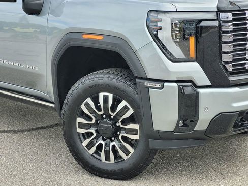 New 2026 GMC Sierra 2500 Denali Ultimate w/ Max Trailering Package image 6