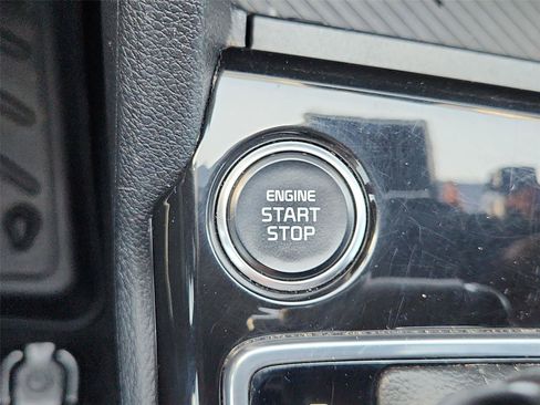 Used 2023 Kia Sportage X-Line w/ X-Line Premium Package AWD/4WD image 17