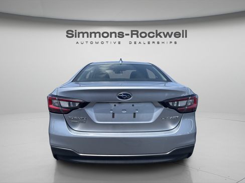 Used 2025 Subaru Legacy Premium AWD/4WD image 3