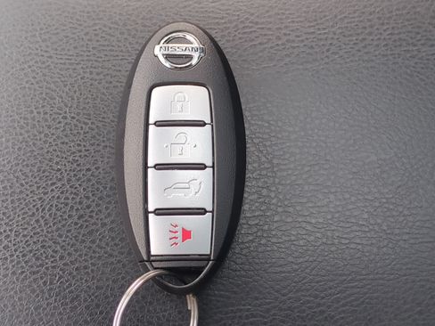Used 2014 Nissan Murano SL FWD image 24