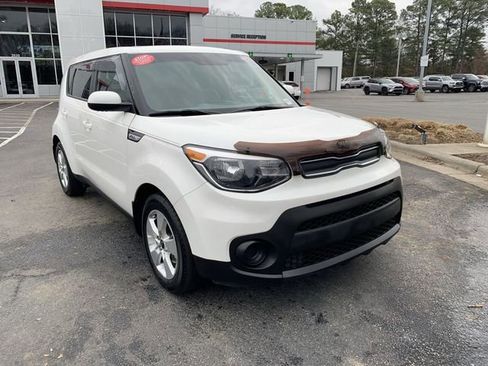 Used 2019 Kia Soul image 2