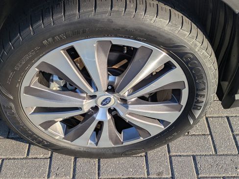 Used 2021 Subaru Ascent Touring w/ Popular Package #2A image 13