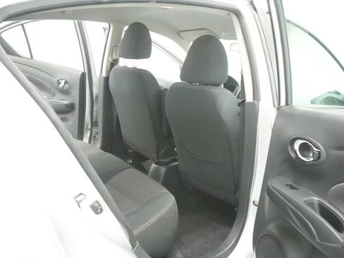 Used 2017 Nissan Versa SV FWD image 20