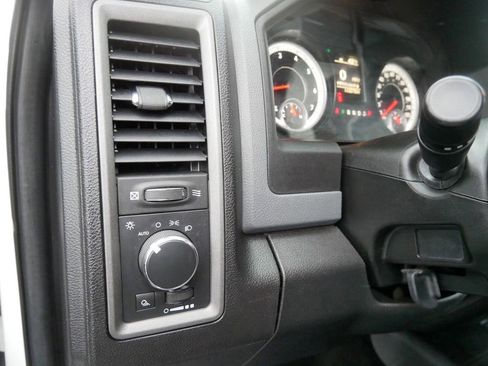 Used 2014 RAM 3500 Tradesman w/ Chrome Appearance Group image 20