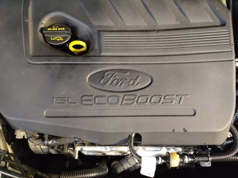 Used 2018 Ford Escape SEL image 30