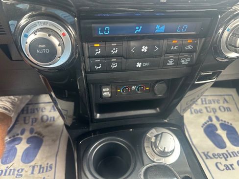 Used 2019 Toyota 4Runner Limited image 10