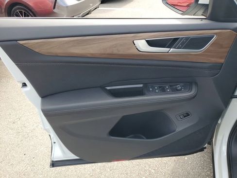 New 2026 Volkswagen Atlas SE FWD image 14
