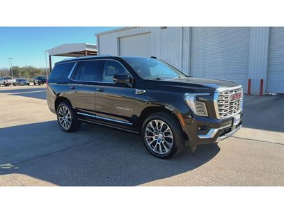 New 2026 GMC Yukon Denali w/ Sun & Power Step Package