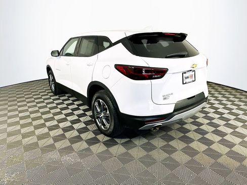 Used 2023 Chevrolet Blazer LT FWD image 7
