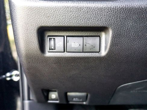 Used 2025 Toyota RAV4 XLE image 16