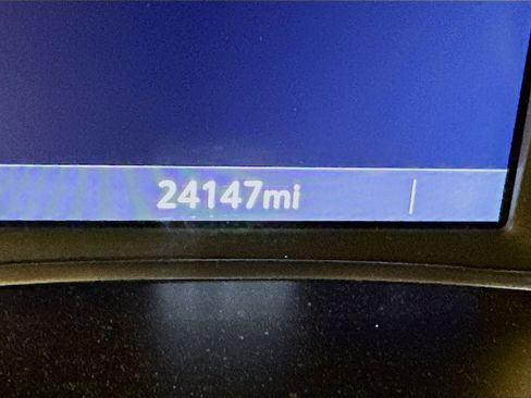 Used 2025 Chevrolet Blazer LT image 19