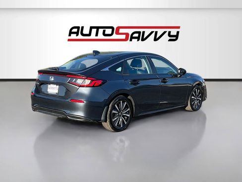 Used 2024 Honda Civic EX-L image 7
