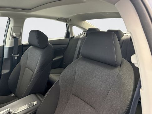 Used 2024 Honda Accord EX image 9