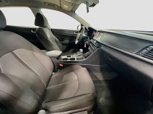 Used 2018 Kia Optima LX FWD image 26