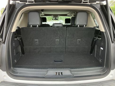 Used 2023 Ford Expedition XLT RWD image 31
