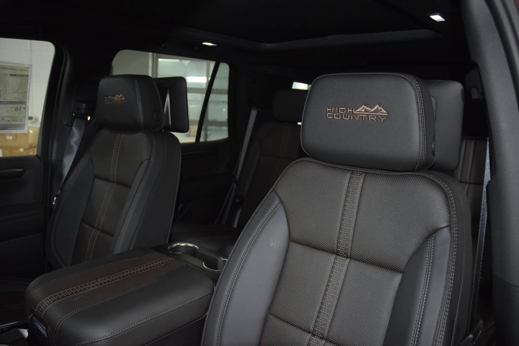 New 2026 Chevrolet Tahoe High Country AWD/4WD image 42