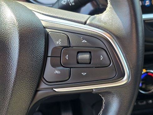 Used 2021 Buick Encore GX Preferred w/ Cold Weather Comfort Package image 18