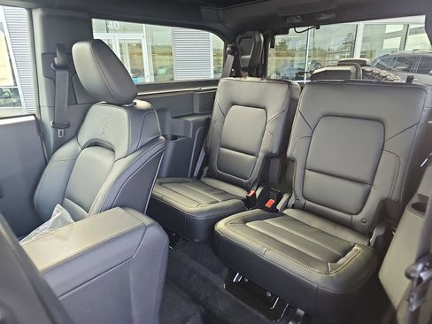 New 2026 Ford Bronco Badlands AWD/4WD image 12