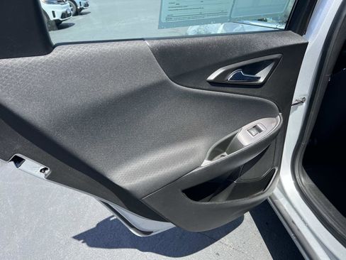 Used 2021 Chevrolet Malibu LS FWD image 19