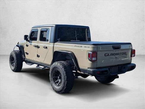 Used 2022 Jeep Gladiator Sport image 7