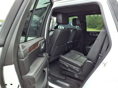 Used 2023 Chevrolet Tahoe Z71 w/ Luxury Package AWD/4WD image 42