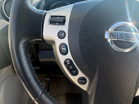 Used 2013 Nissan Rogue SL image 16