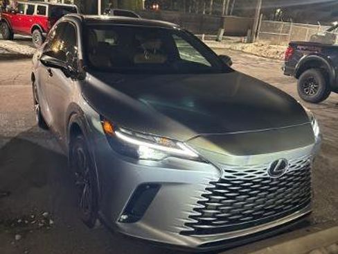 Used 2025 Lexus RX 350 Premium w/ Convenience Package image 3