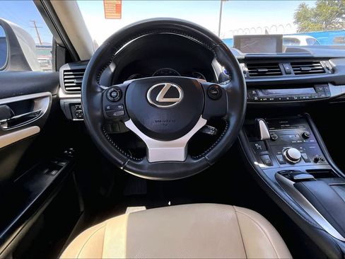 Used 2014 Lexus CT 200h FWD image 6