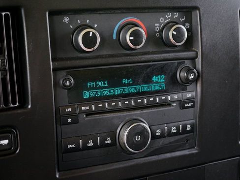 Used 2021 Chevrolet Express 3500 w/ Power Convenience Package image 27