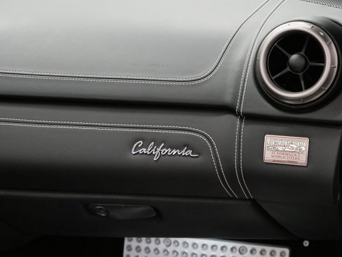 Used 2011 Ferrari California RWD image 36
