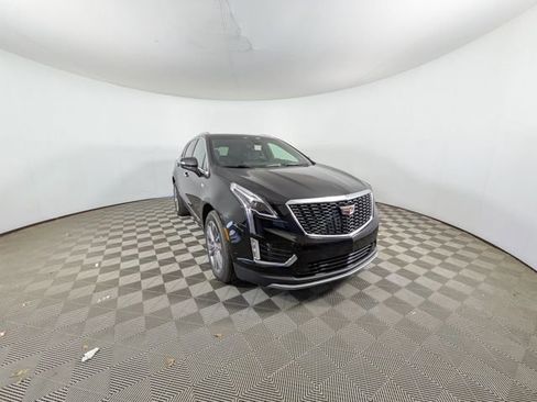 New 2025 Cadillac XT5 Premium Luxury AWD/4WD image 31