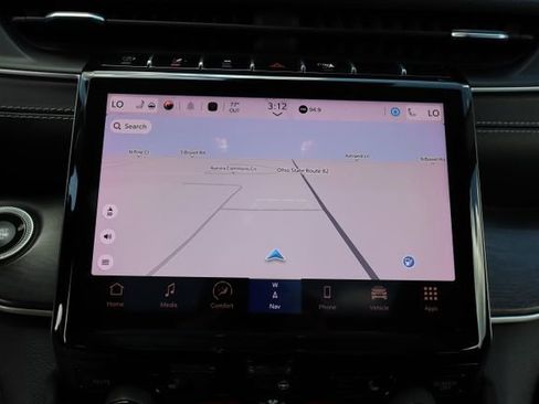 Used 2021 Jeep Grand Cherokee L Limited AWD/4WD image 22