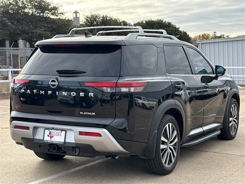 Certified 2022 Nissan Pathfinder Platinum w/ Lighting Package (N93) image 9