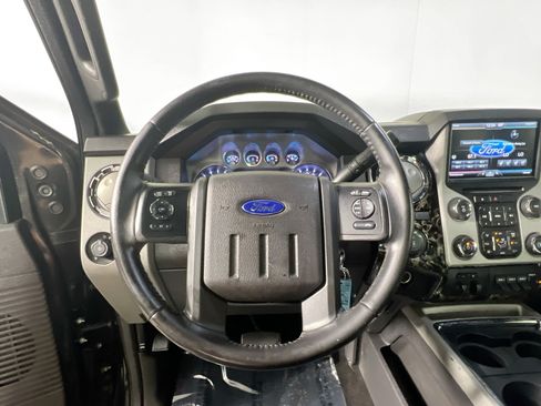Used 2014 Ford F350 Lariat w/ Camper Package AWD/4WD image 17