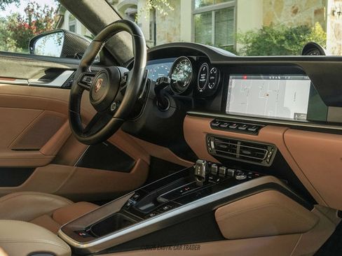 Used 2021 Porsche 911 Carrera S RWD image 27
