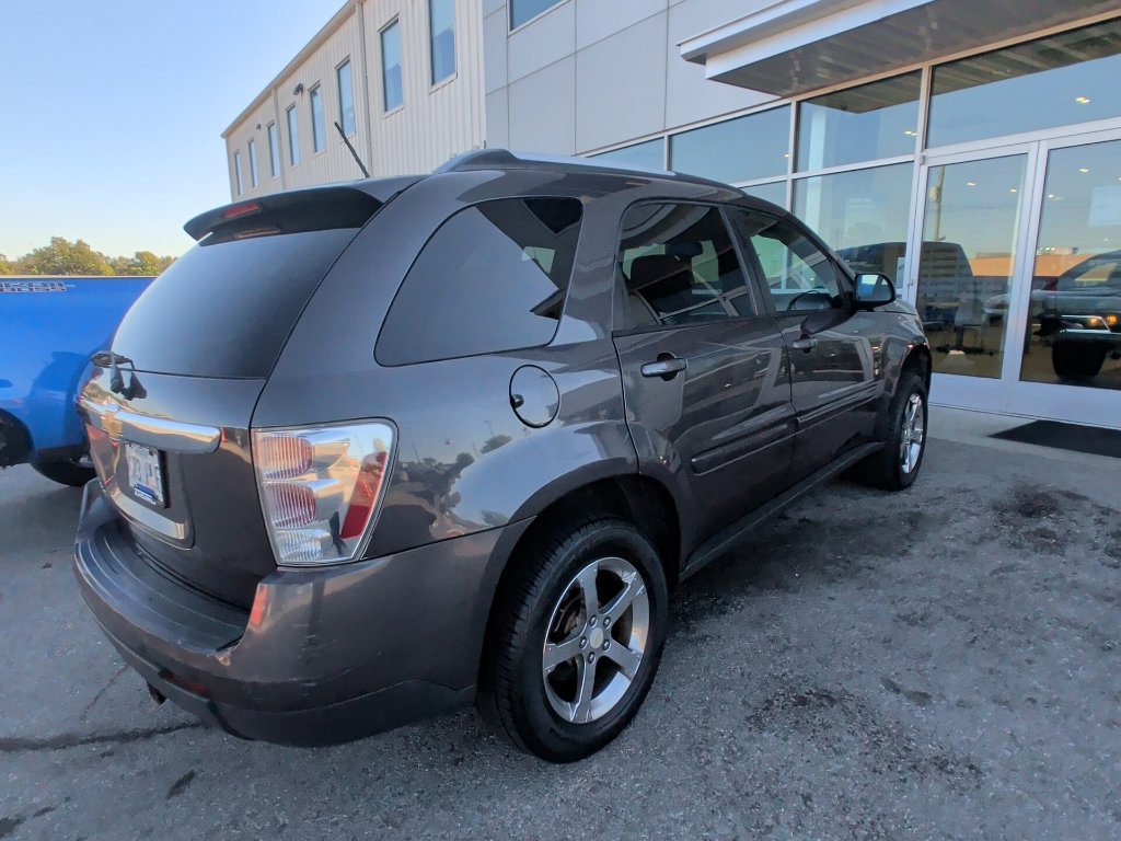 Used 2007 Chevrolet Equinox LT w/ LT Preferred Equipment Group FWD image 3