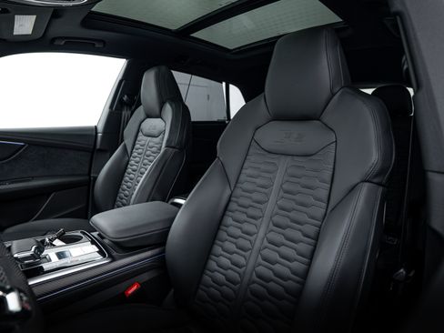 New 2026 Audi RS Q8 performance image 17