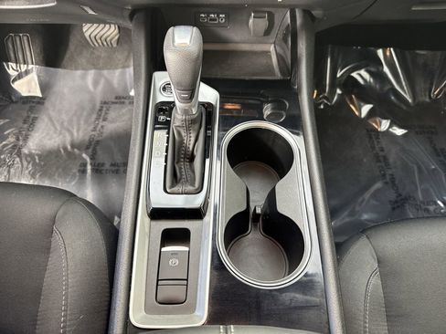 Certified 2024 Nissan Altima 2.5 SV image 19