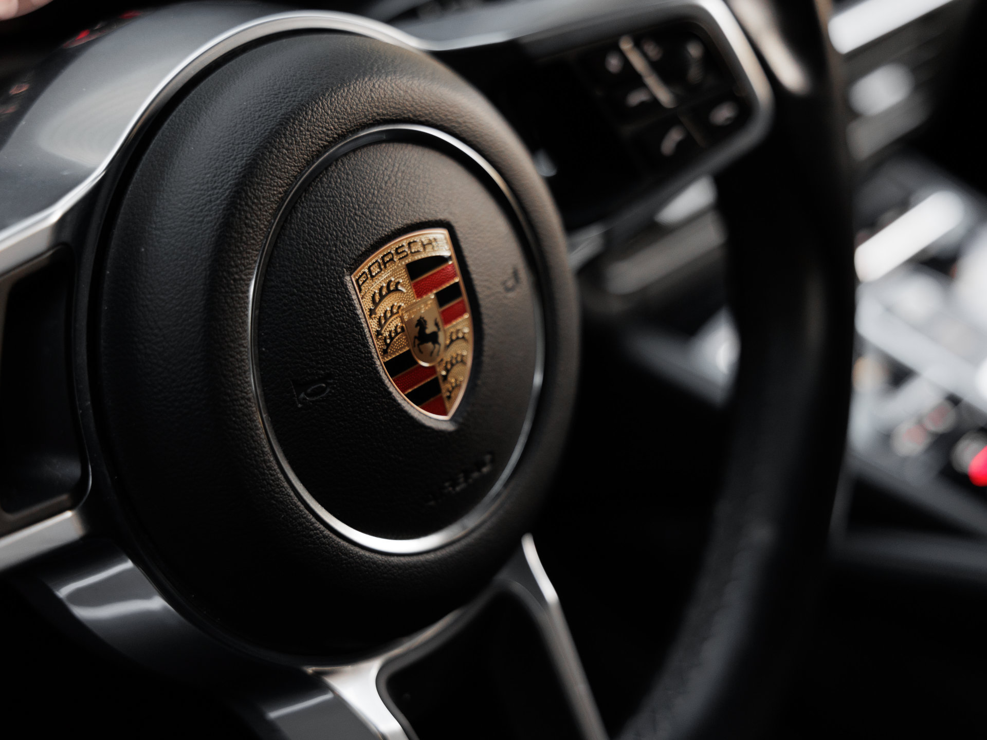 Certified 2023 Porsche Cayenne Platinum Edition AWD/4WD image 21