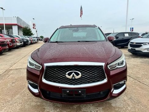 Used 2019 INFINITI QX60 Luxe w/ Essential Package AWD/4WD image 3