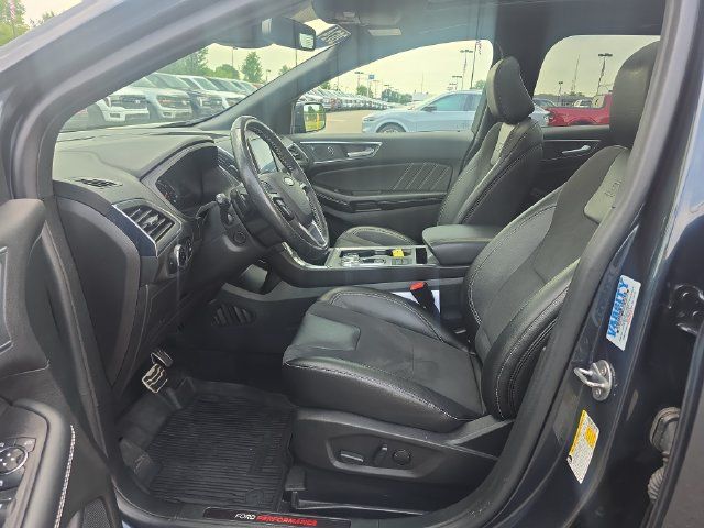 Used 2024 Ford Edge ST w/ Equipment Group 401A AWD/4WD image 13
