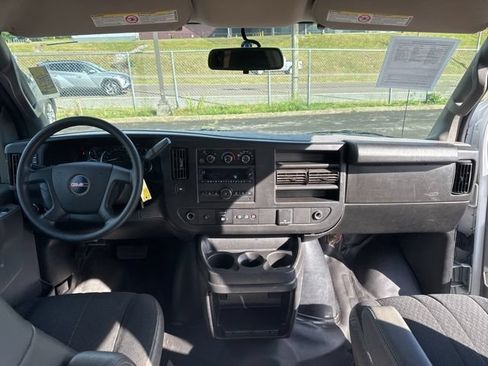 Used 2019 GMC Savana 2500 w/ Driver Convenience Package RWD image 15