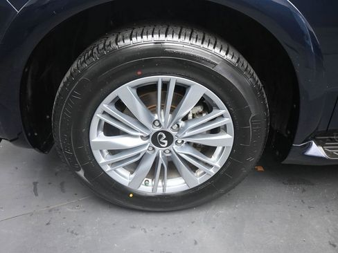 Used 2024 INFINITI QX80 Luxe AWD/4WD image 25