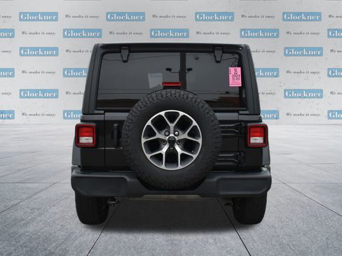 Used 2024 Jeep Wrangler Sport S image 6