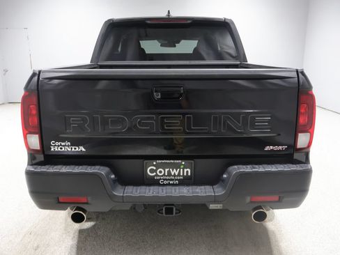 Used 2024 Honda Ridgeline Sport image 3