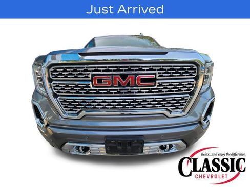 Used 2022 GMC Sierra 1500 Denali w/ Denali Premium Package AWD/4WD image 4