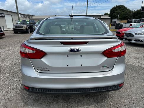 Used 2014 Ford Focus SE FWD image 5