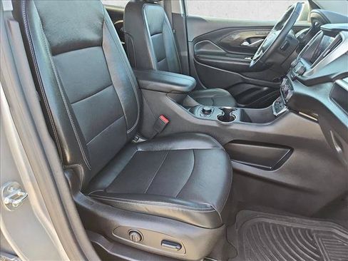 Certified 2024 GMC Terrain SLT w/ Infotainment Package II AWD/4WD image 19