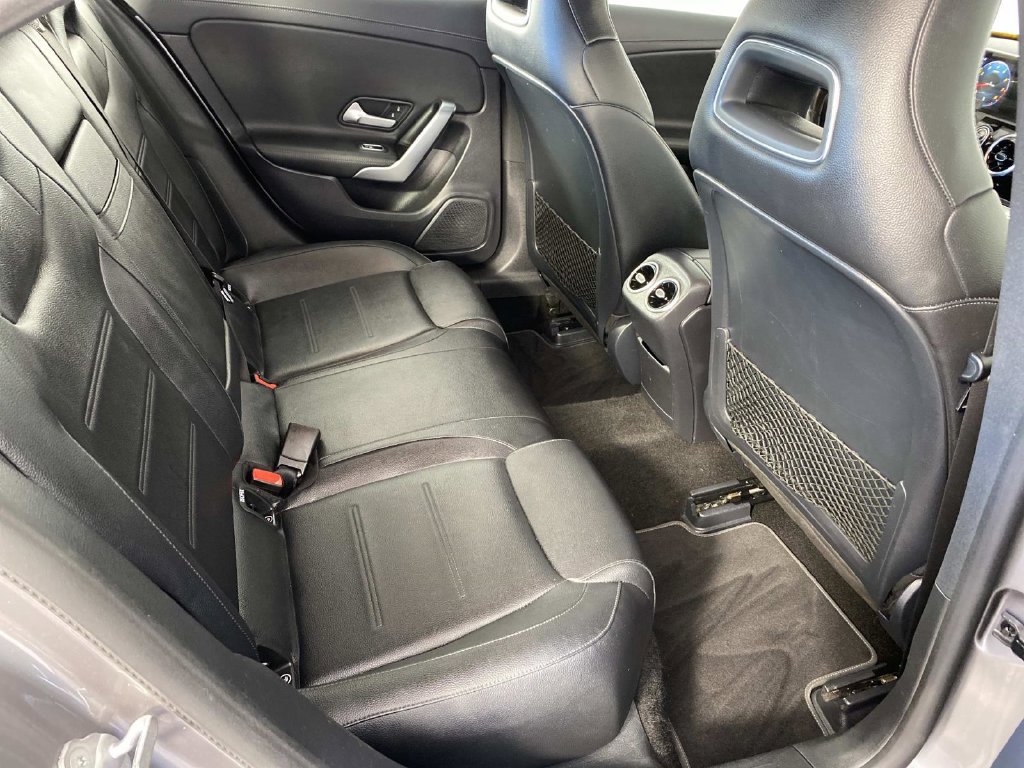 Used 2020 Mercedes-Benz CLA 250 4MATIC image 11