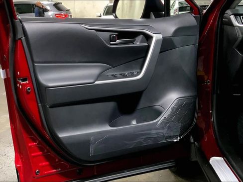 New 2025 Toyota RAV4 LE image 10